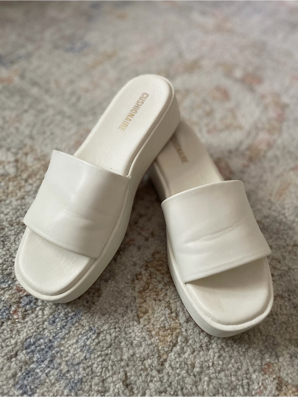 Comfy Cushionaire White Padded Slides